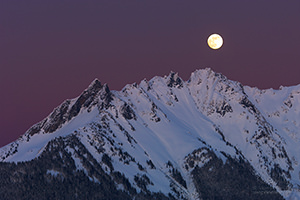 Nooksack Ridge, Full Moon, North Cascades, Washington